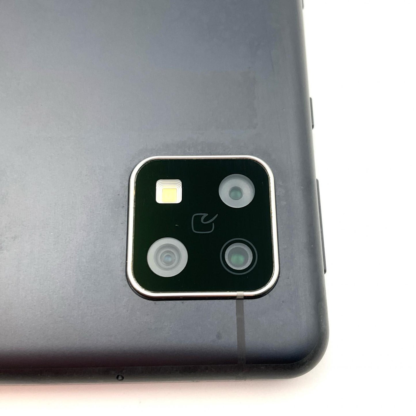 【全額返金保証】【最速発送】SHARP AQUOS sense4 64GB Black docomo SH-41A 白ロム 動作確認済