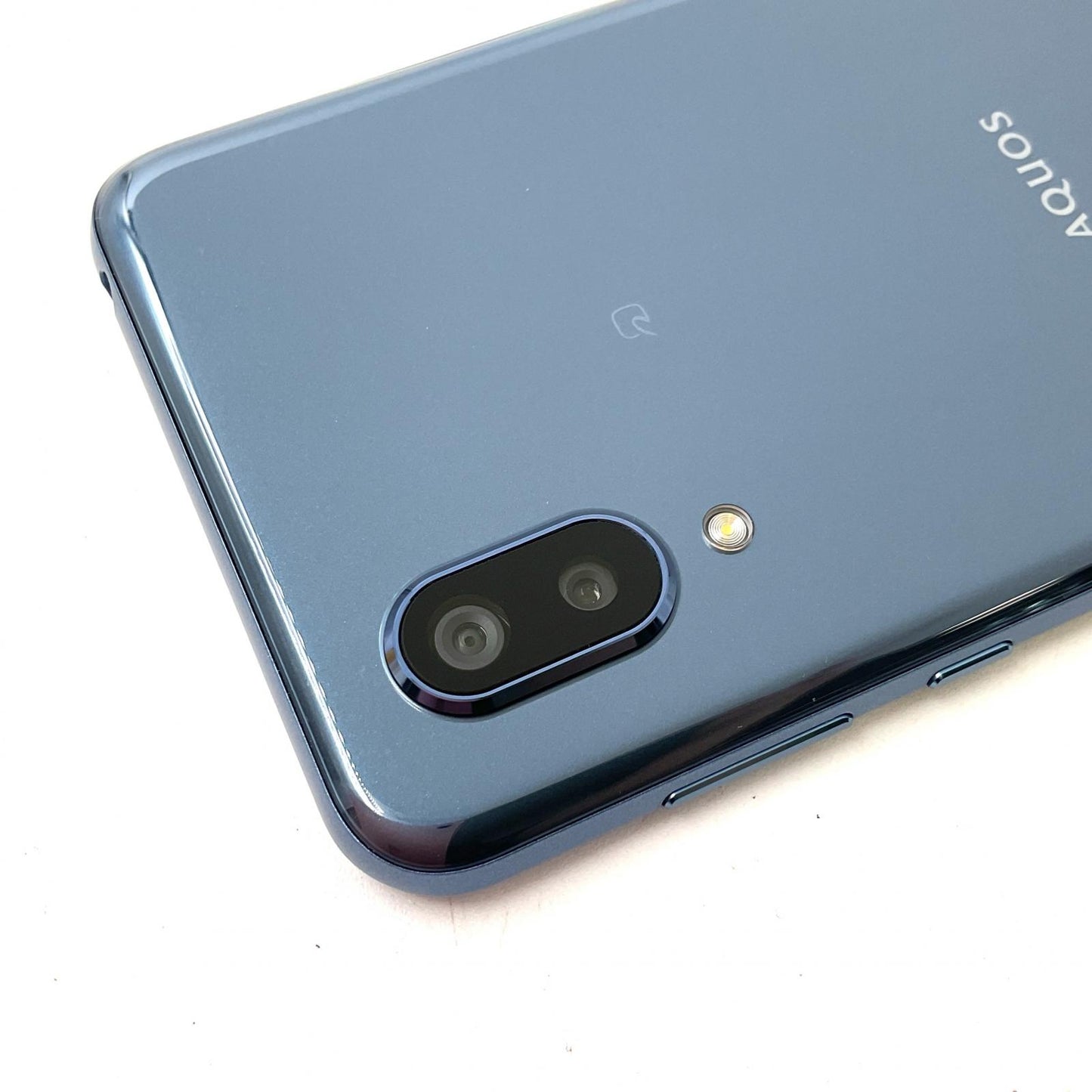 【全額返金保証】【最速発送】SHARP AQUOS sense3 plus 64GB クラッシィブルー au SHV46 白ロム 動作確認済