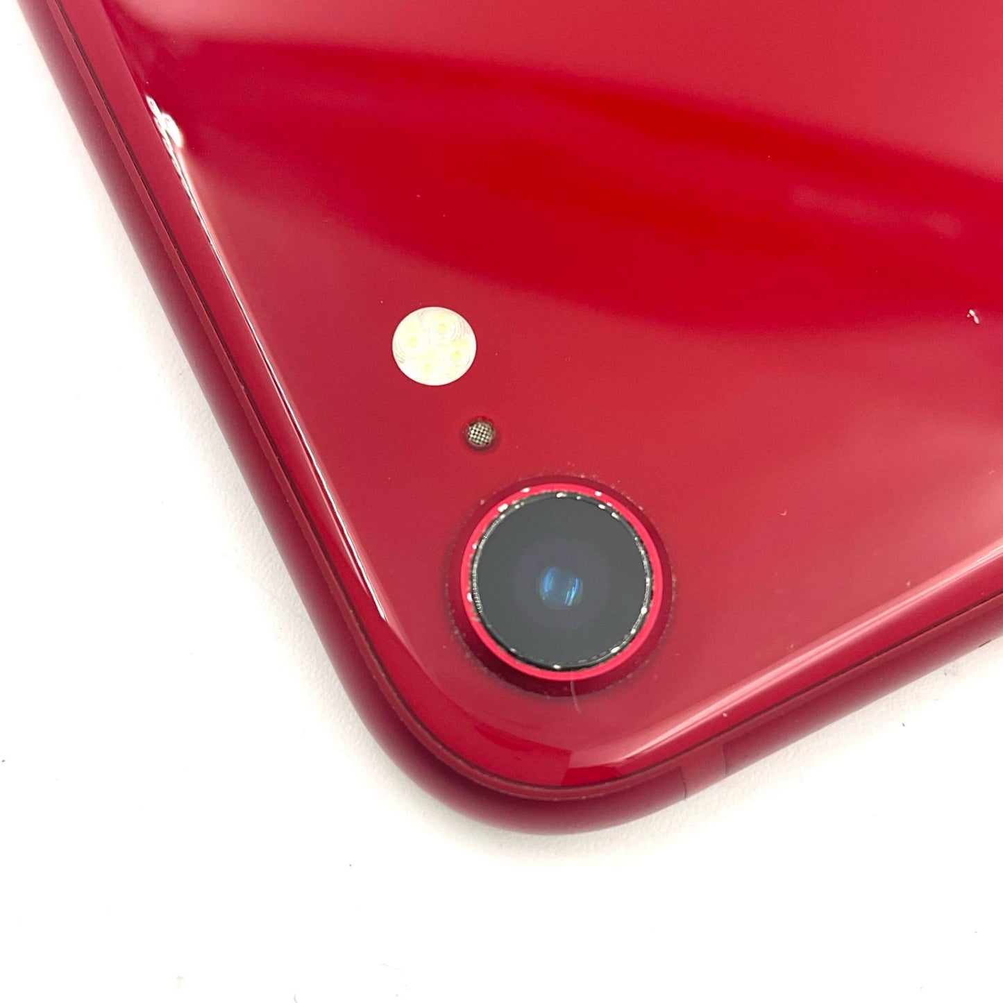 【最速発送】Apple iPhone iPhone SE（第3世代） 128GB (PRODUCT)RED docomo SIMフリー 白ロム【難有】 77%