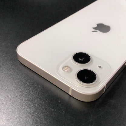 【全額返金保証】【最速発送】Apple iPhone iPhone 13 256GB スターライト docomo 動作確認済 79%