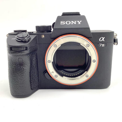 【全額返金保証】【最速発送】Sony デジタル一眼 α7 III ILCE-7M3 ボディ ブラック 美品 動作確認済