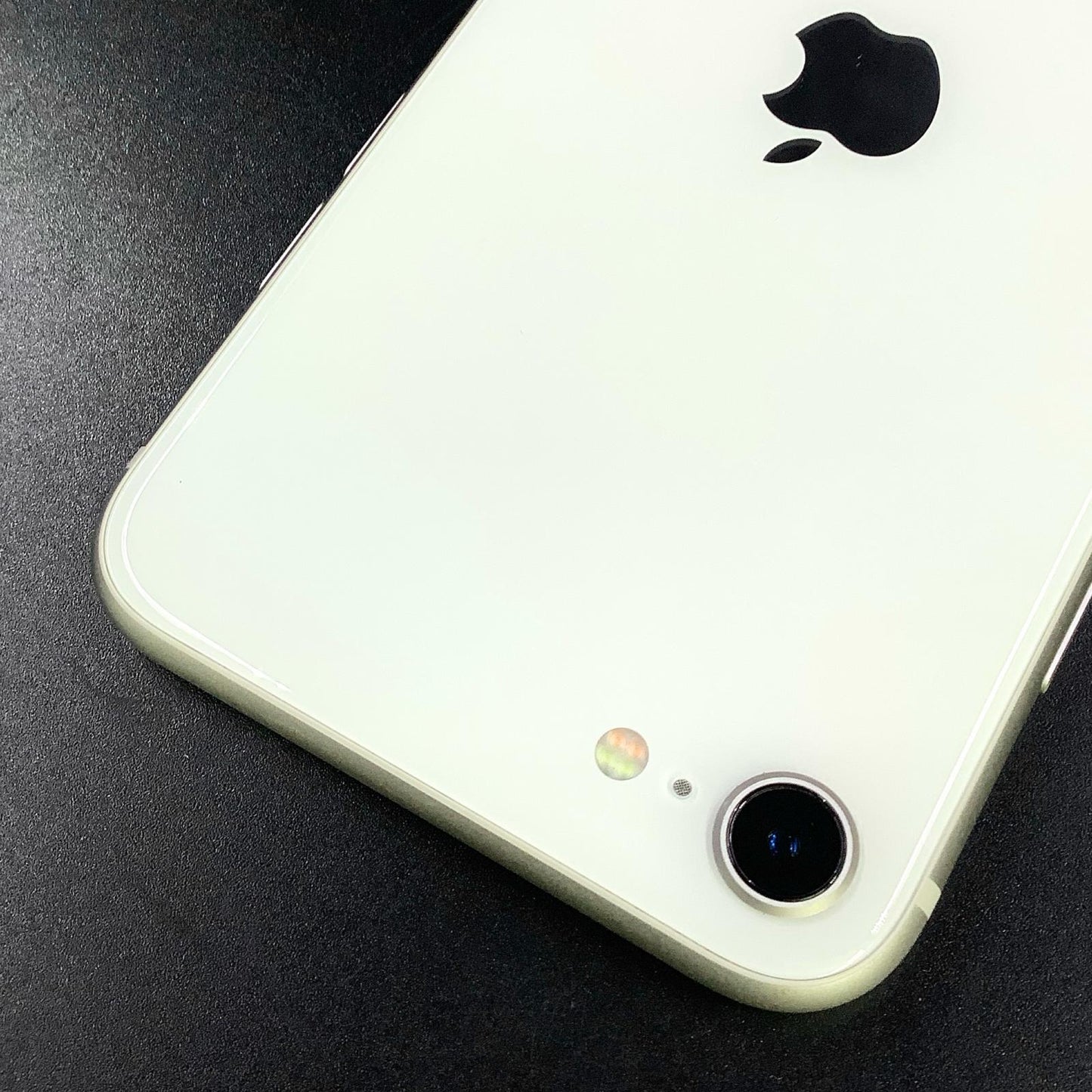 【全額返金保証】【最速発送】Apple iPhone iPhone SE（第3世代） 128GB スターライト SIMフリー 白ロム 美品 動作確認済 87%
