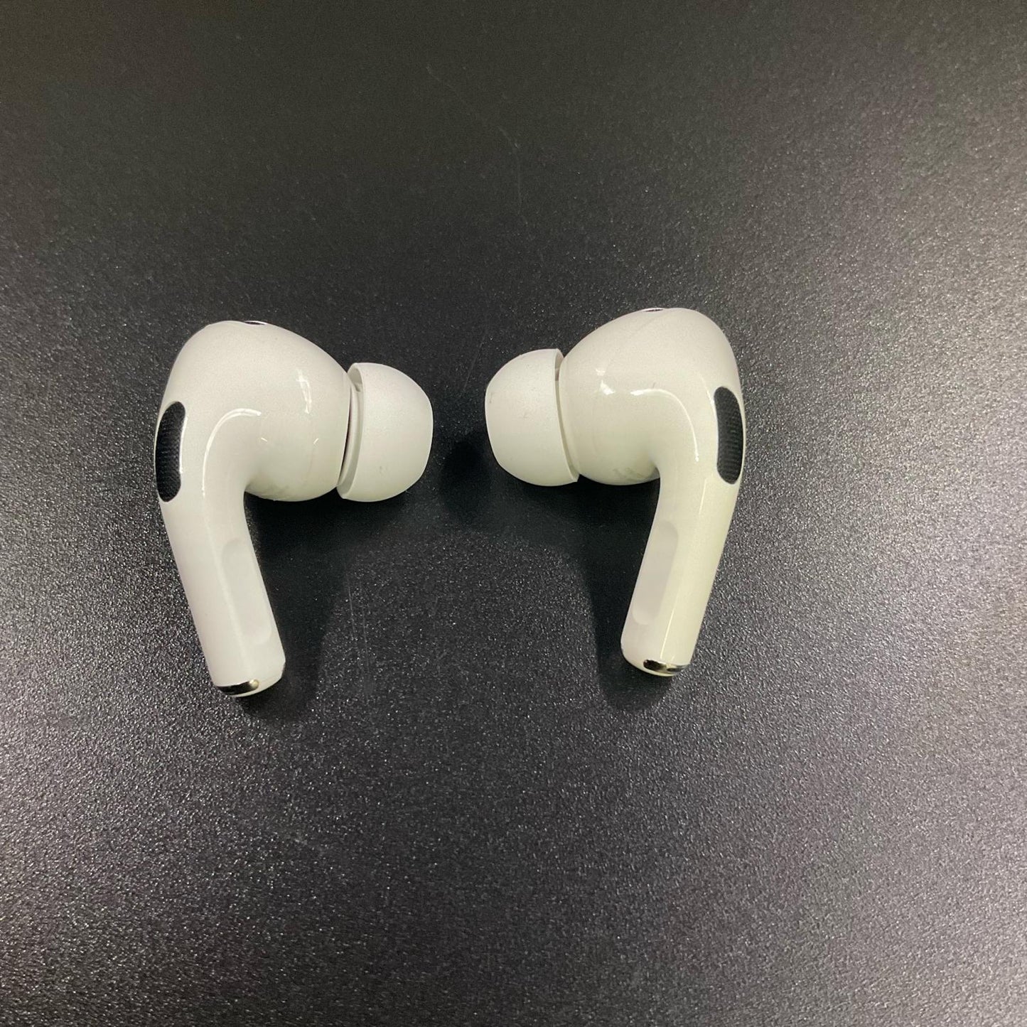 【全額返金保証】【最速発送】Apple AirPods Pro 第2世代 MQD83J/A 超美品 動作確認済