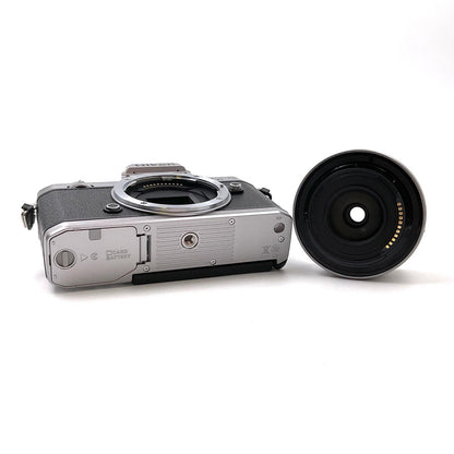 【全額返金保証】【最速発送】Nikon デジタル一眼 Z fc 16-50 VR レンズキット シルバー 超美品 動作確認済