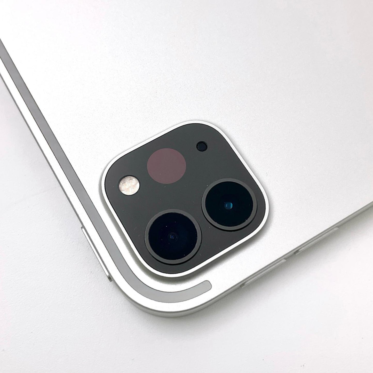 【全額返金保証】【最速発送】Apple iPad Pro 11インチ 第4世代 128GB シルバー Wi-Fi 超美品 動作確認済