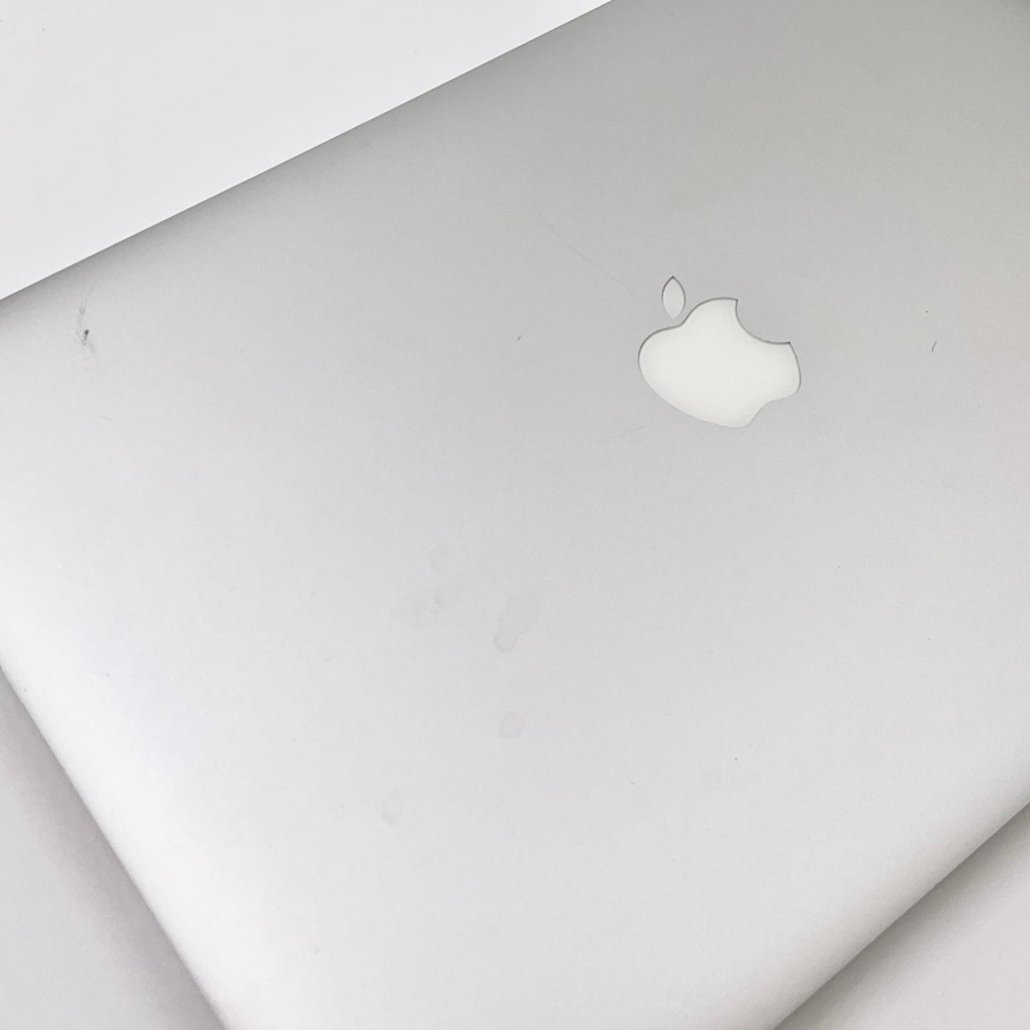 【全額返金保証】【最速発送】Apple MacBook Pro 15インチ 2013 2.6Ghz クアッドコアIntel Core i7 16GB SSD 1TB シルバー 89.4% 動作確認済