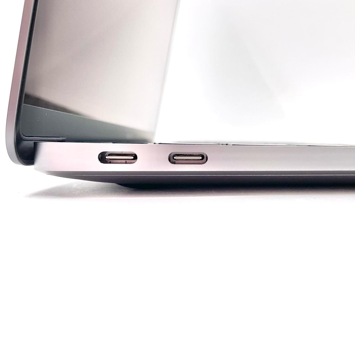 【全額返金保証】【最速発送】Apple MacBook Air 13インチ 2020 Apple M1 8GB SSD 256GB スペースグレイ 95% 美品 動作確認済