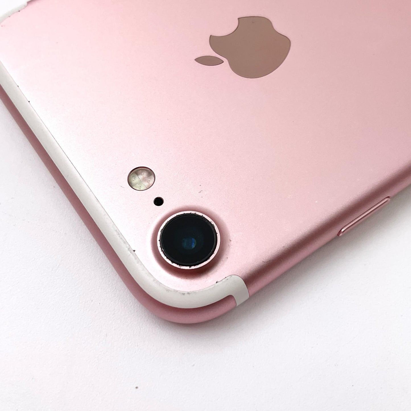 【全額返金保証】【最速発送】Apple iPhone iPhone 7 32GB ローズゴールド au 白ロム 動作確認済 83%