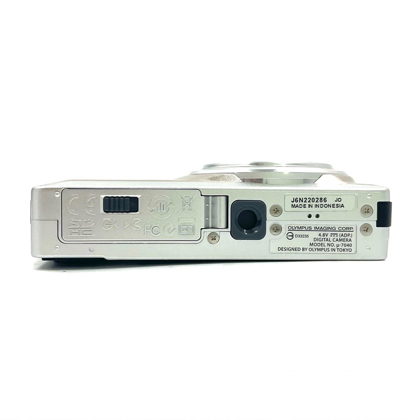 【全額返金保証】【最速発送】OLYMPUS コンパクトデジタルカメラ μ-7040 チタニウムシルバー 美品 動作確認済