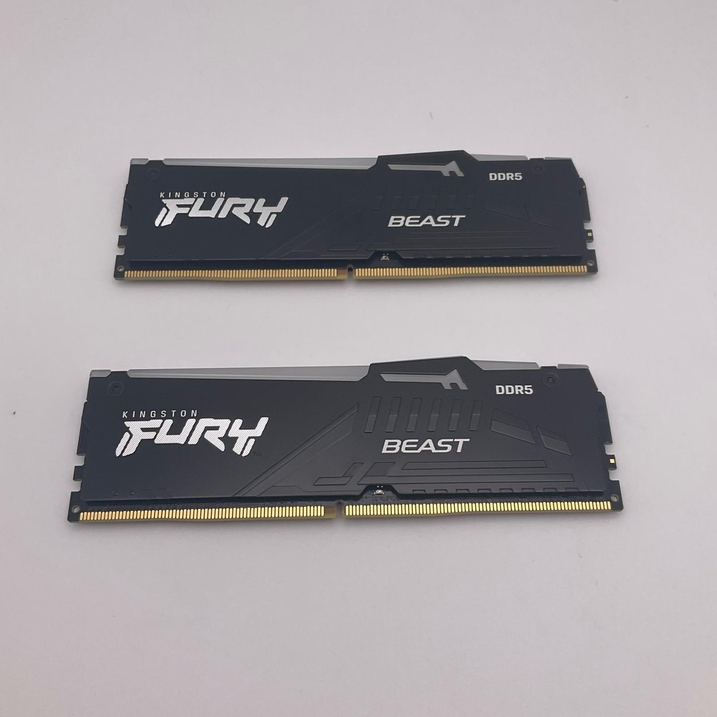 【全額返金保証】【最速発送】KINGSTON メモリ FURY DDR5 5200 8GBx2枚 KF552C40BBAK2-16 美品 動作確認済