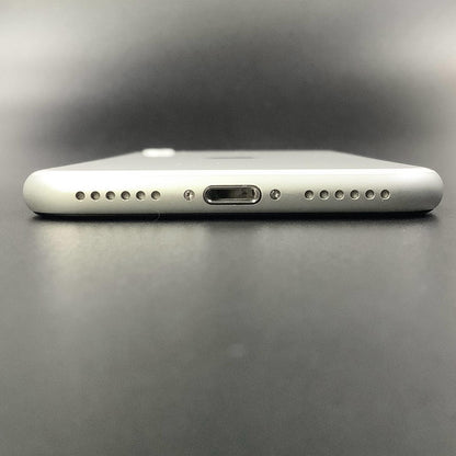【全額返金保証】【最速発送】Apple iPhone iPhone SE（第2世代） 128GB ホワイト SIMフリー 白ロム 動作確認済 77%