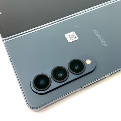 【全額返金保証】【最速発送】SAMSUNG Galaxy Z Fold4 256GB docomo SC-55C 白ロム 美品 動作確認済