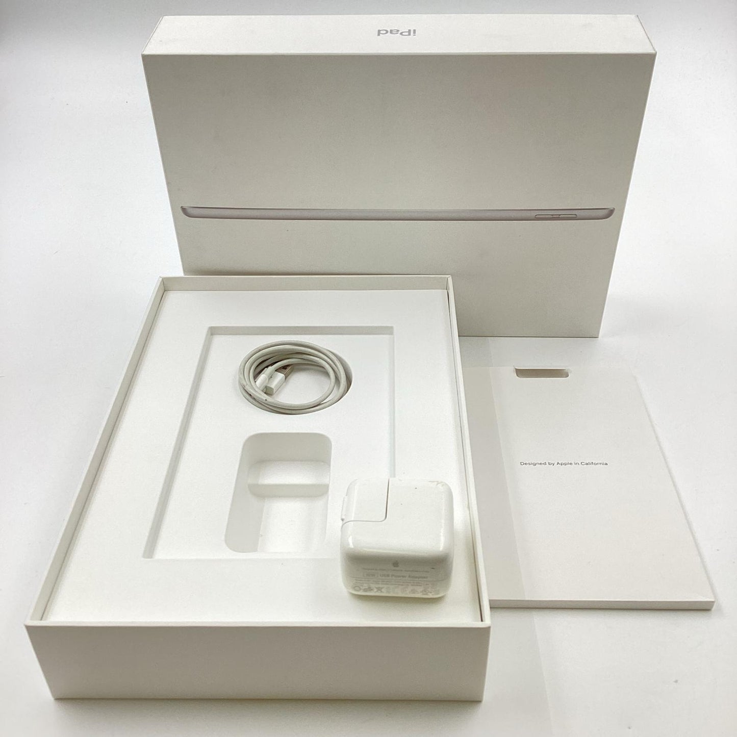 【全額返金保証】【最速発送】Apple iPad iPad 10.2インチ 第9世代 64GB シルバー WiFi+Cellular au 白ロム 美品 動作確認済