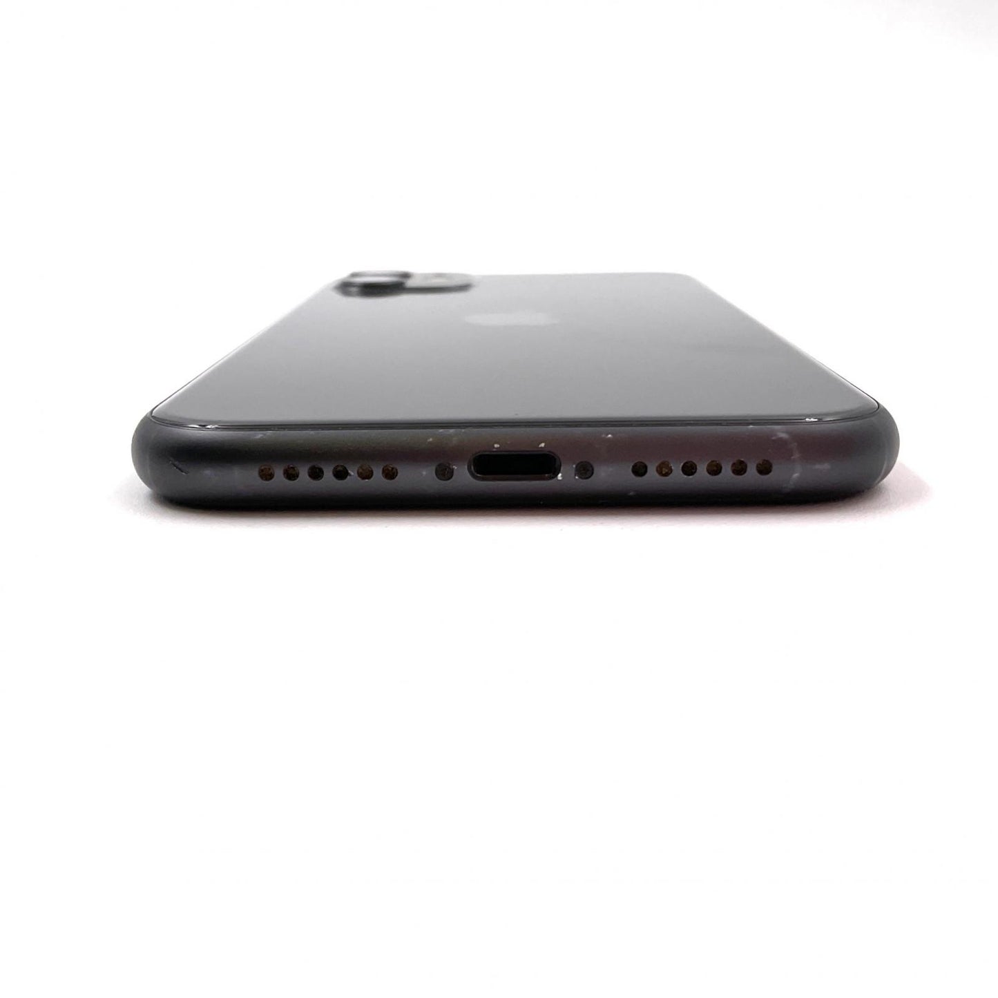 【最速発送】Apple iPhone iPhone 11 128GB ブラック au 白ロム【難有】 70%