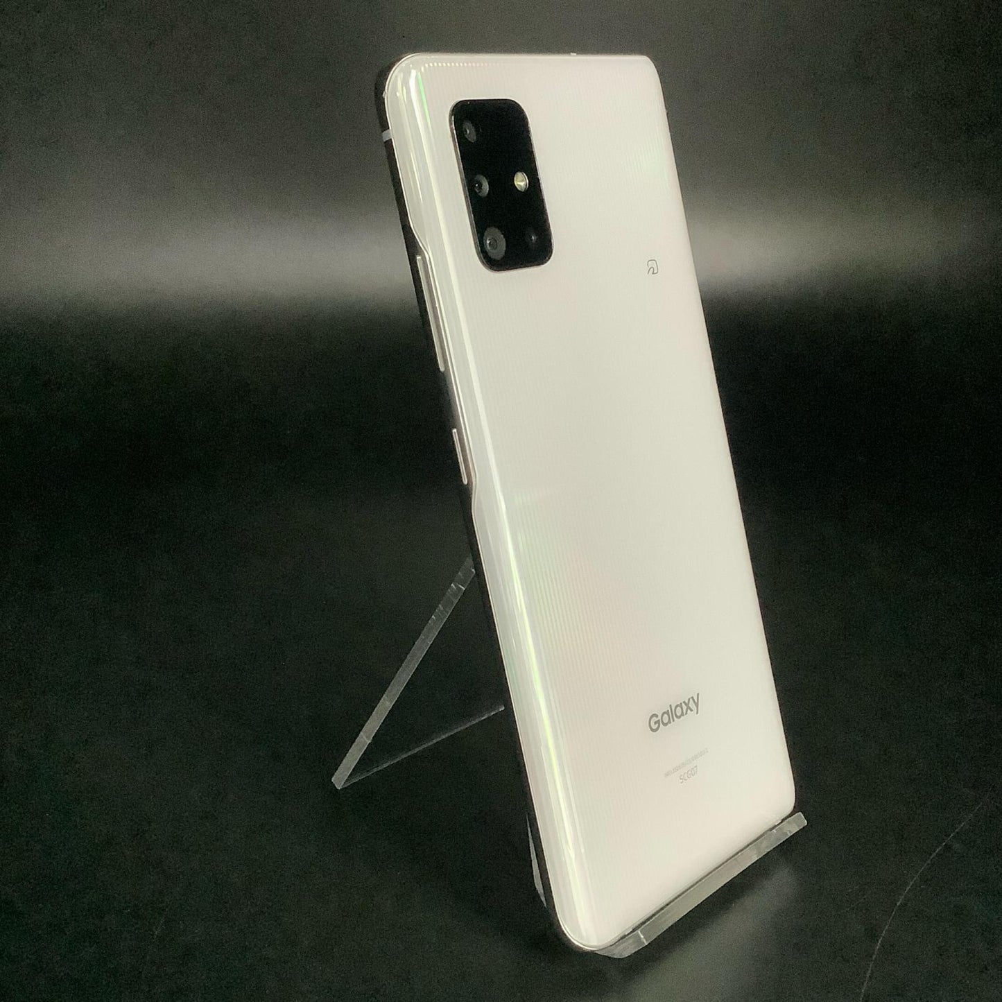 【全額返金保証】【最速発送】SAMSUNG Galaxy A51 5G 128GB プリズムブリックスホワイト au SCG07 白ロム 動作確認済