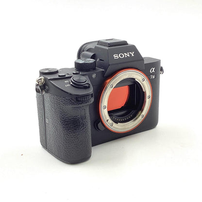 【全額返金保証】【最速発送】Sony デジタル一眼 α7 III ILCE-7M3 ボディ ブラック 動作確認済