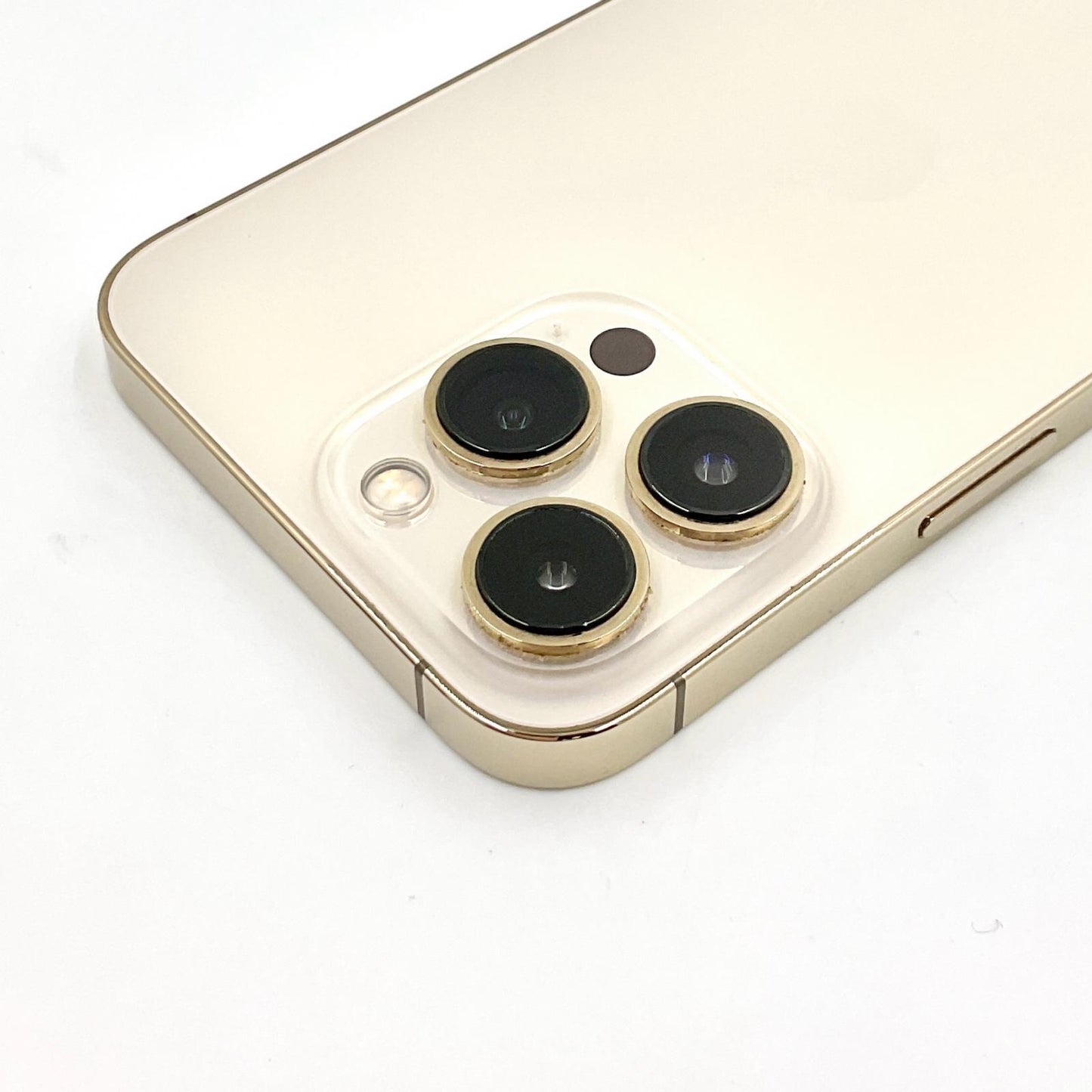 【全額返金保証】【最速発送】Apple iPhone iPhone 13 Pro 256GB ゴールド au 動作確認済 75%