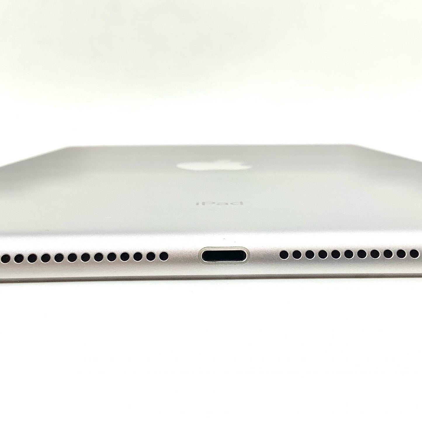 【全額返金保証】【最速発送】Apple iPad iPad 9.7インチ 第6世代 32GB スペースグレイ WiFi+Cellular Softbank 白ロム 美品 動作確認済