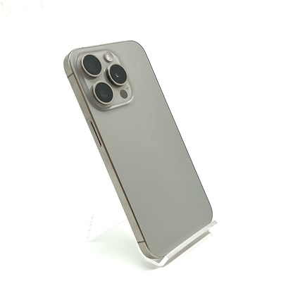 【全額返金保証】【最速発送】Apple iPhone iPhone 15 Pro 128GB ナチュラルチタニウム SIMフリー 白ロム 美品 動作確認済 87%