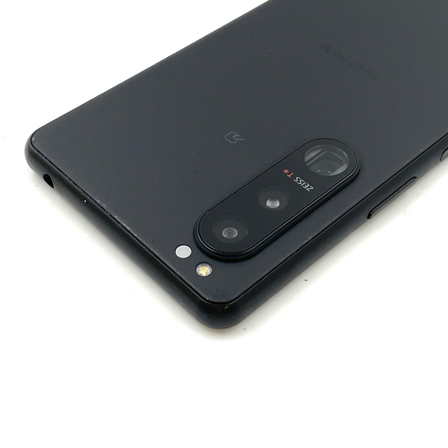 【全額返金保証】【最速発送】Sony Xperia 5 III 128GB フロストブラック docomo SO-53B 白ロム 動作確認済
