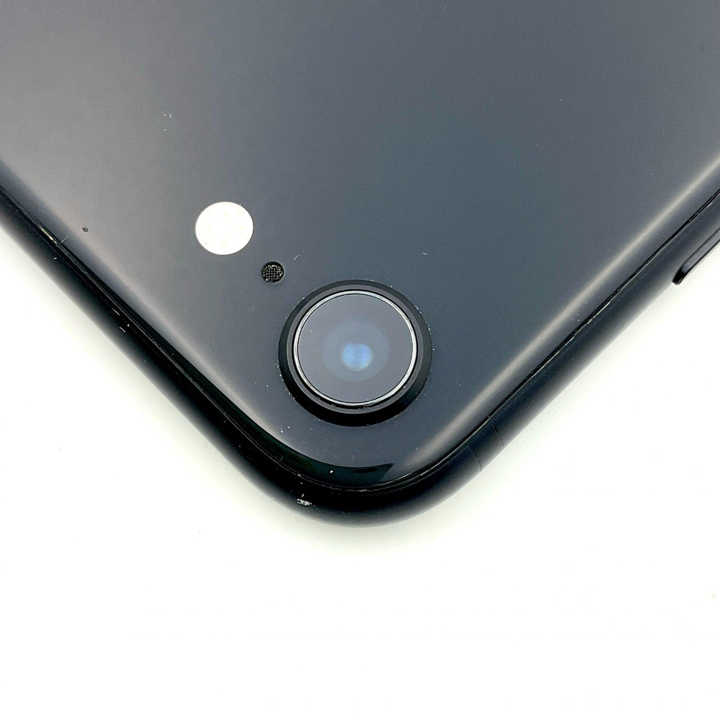 【全額返金保証】【最速発送】Apple iPhone iPhone SE（第2世代） 64GB ブラック Softbank 白ロム 動作確認済 85%