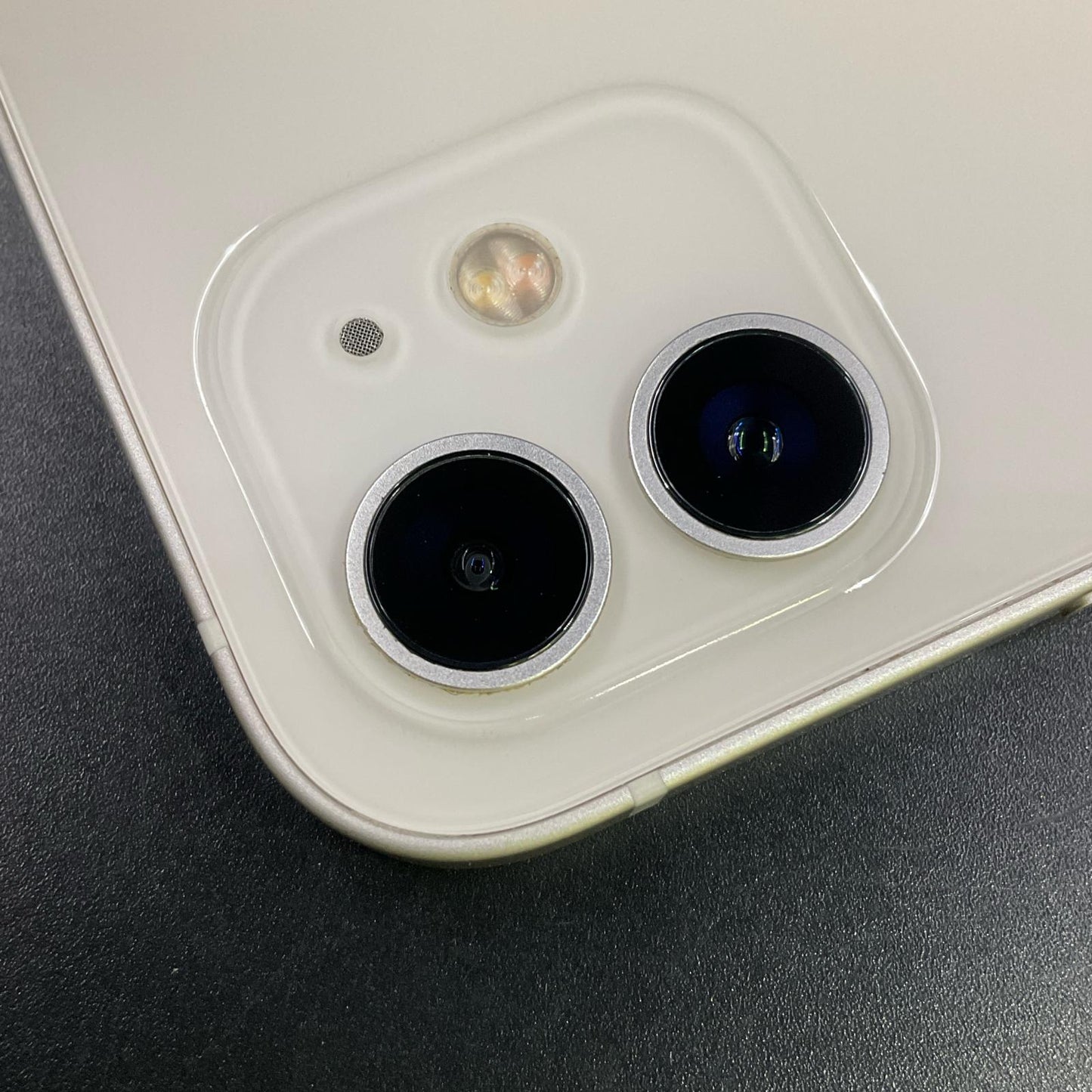 【全額返金保証】【最速発送】Apple iPhone iPhone 12 64GB ホワイト 楽天モバイル 動作確認済 84%