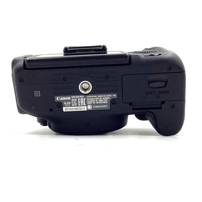 【全額返金保証】【最速発送】Canon デジタル一眼 EOS 8000D ボディ ブラック 動作確認済
