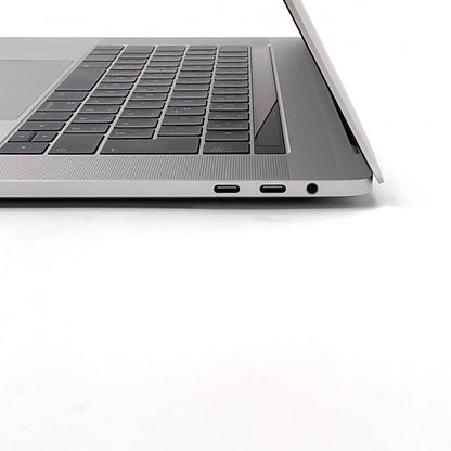 【全額返金保証】【最速発送】Apple MacBook Pro 15インチ 2019 Intel Core i7 6コア　2.6GHz 16GB SSD 256GB シルバー 美品 動作確認済