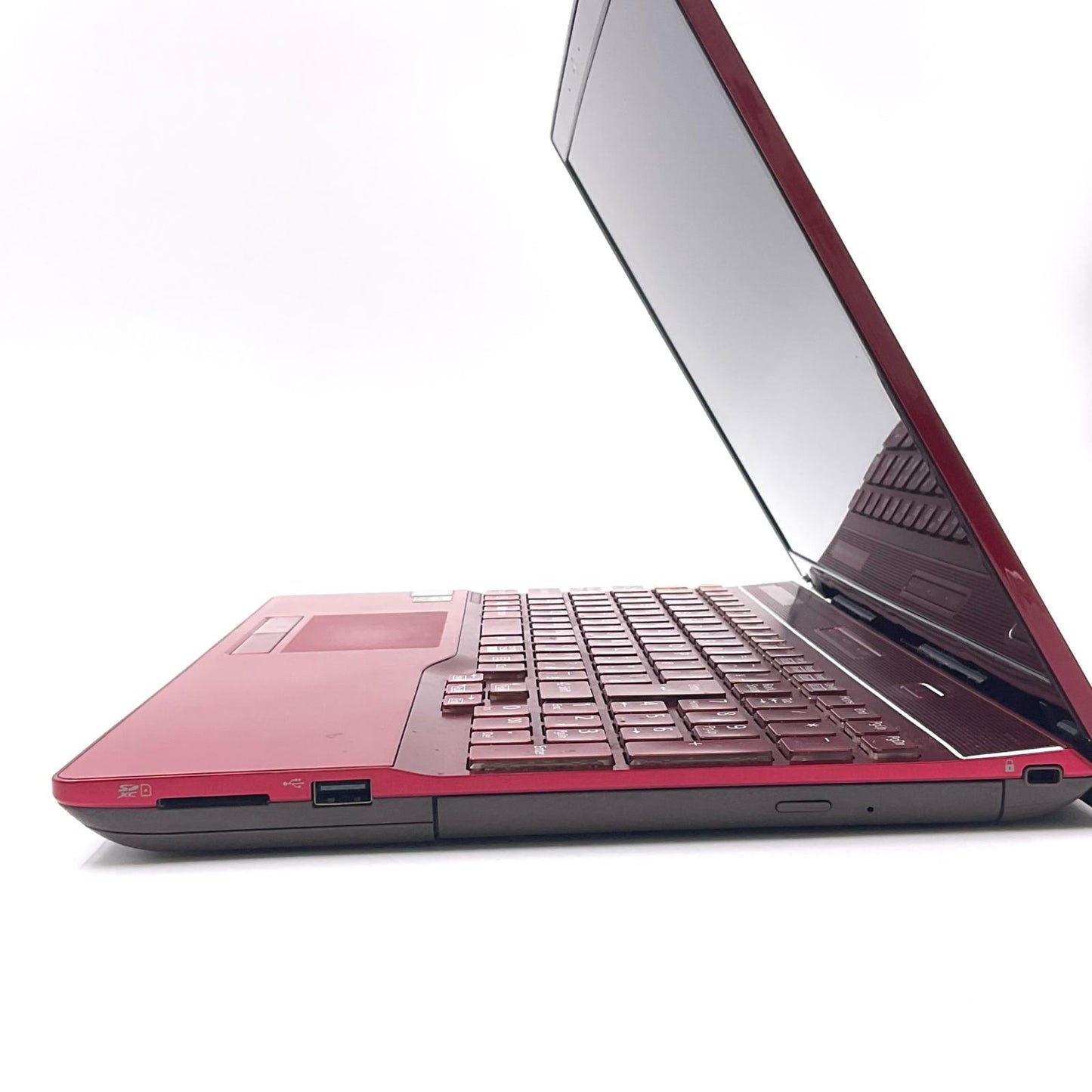 【最速発送】FUJITSU FMVA53B3RG Intel Core i7-8550U 8GB HDD 1TB 37.3%【難有】