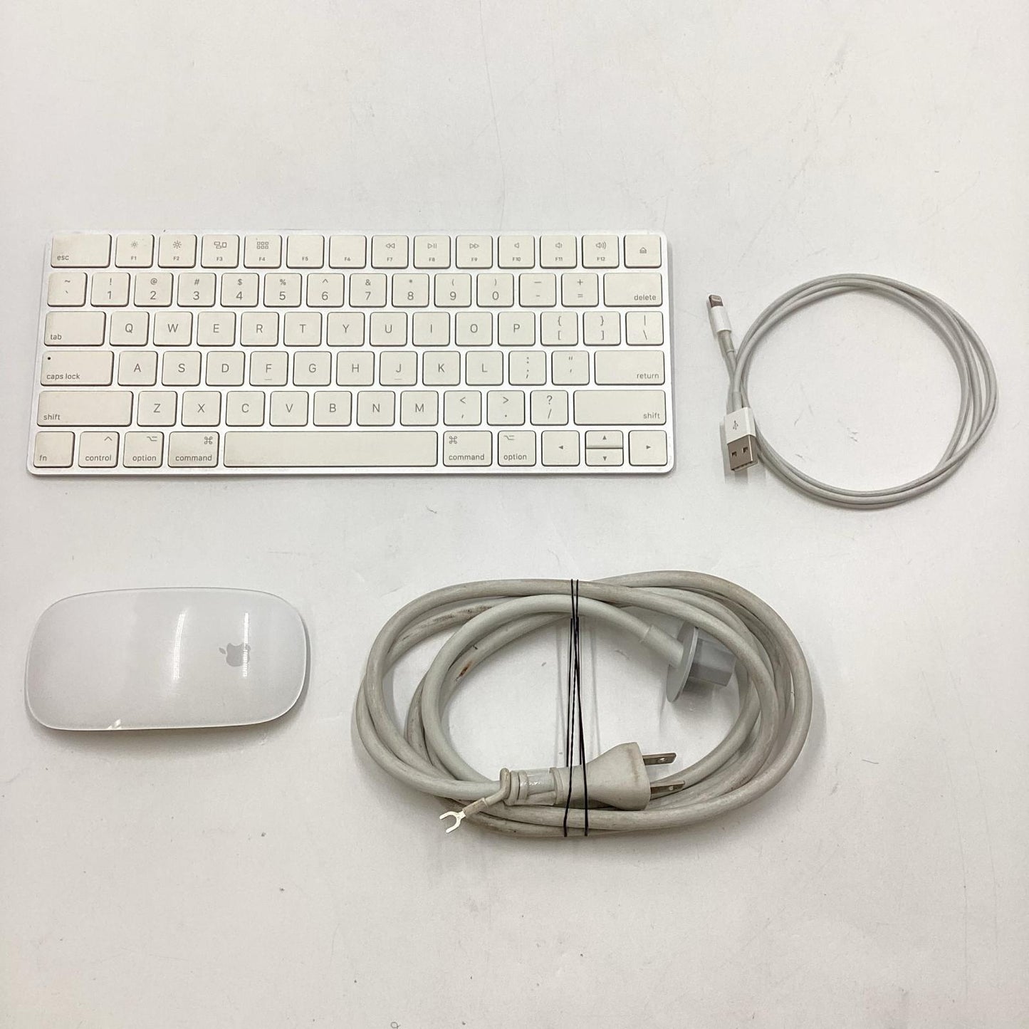 【全額返金保証】【最速発送】Apple iMac 21.5インチ Intel Core i5 8GB SSD 256GB シルバー 動作確認済