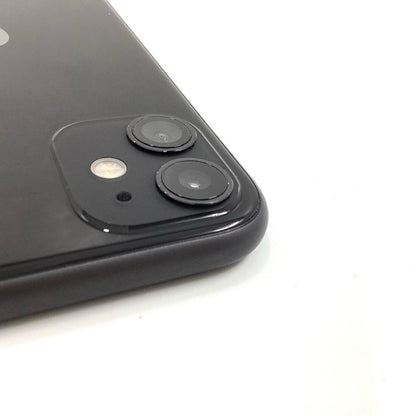 【全額返金保証】【最速発送】Apple iPhone iPhone 11 128GB ブラック docomo SIMフリー 白ロム 動作確認済 79%