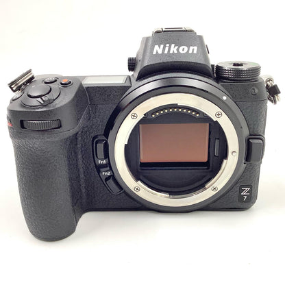 【全額返金保証】【最速発送】Nikon デジタル一眼 Z 7 ボディ ブラック 超美品 動作確認済