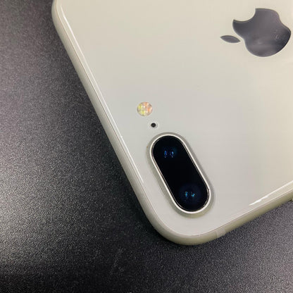 【全額返金保証】【最速発送】Apple iPhone iPhone 8 Plus 256GB シルバー docomo 白ロム 動作確認済 88%