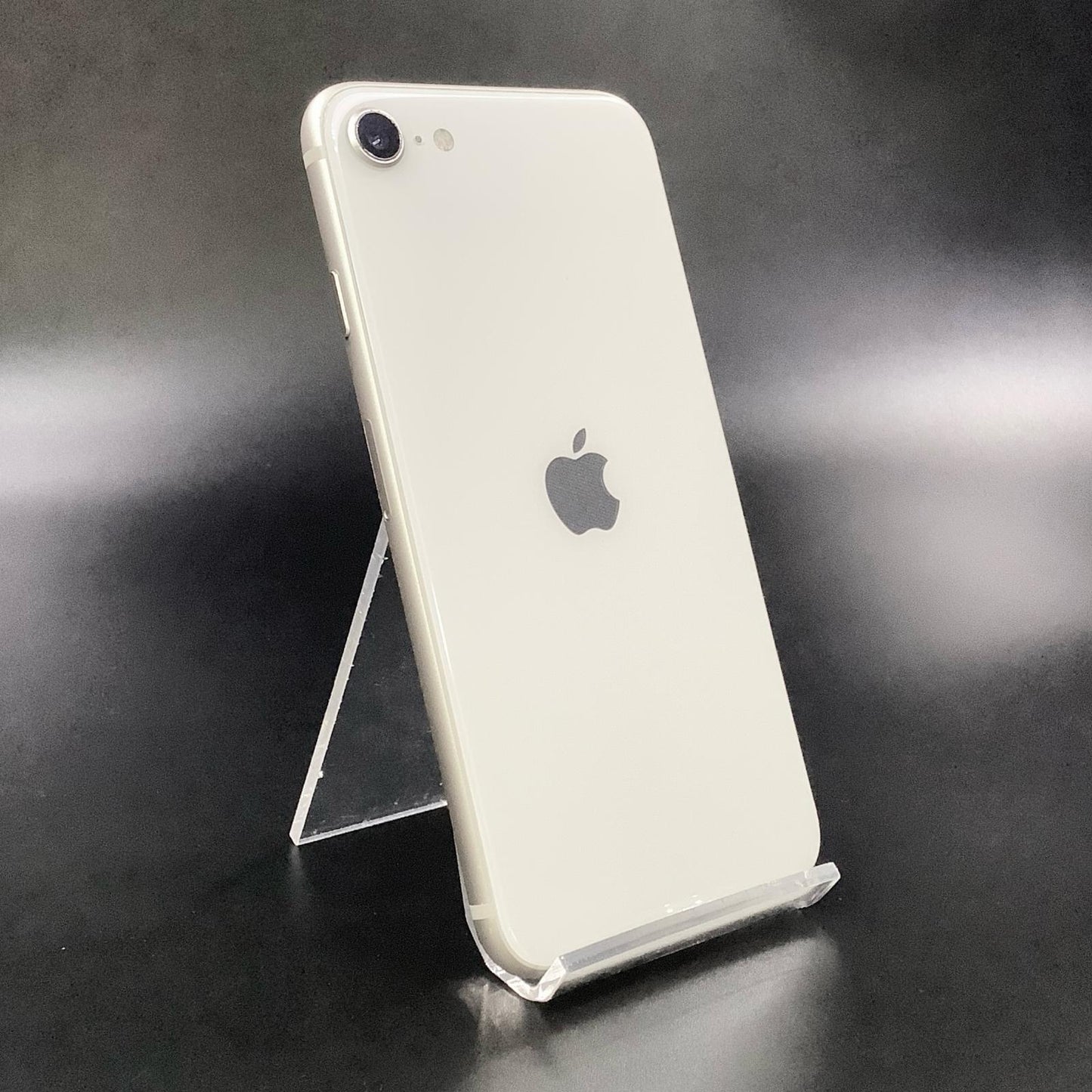 【全額返金保証】【最速発送】Apple iPhone iPhone SE（第3世代） 128GB スターライト Softbank 白ロム 動作確認済 77%