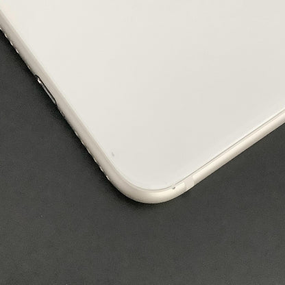 【全額返金保証】【最速発送】Apple iPhone iPhone SE（第3世代） 128GB スターライト Softbank 白ロム 動作確認済 77%