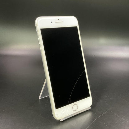 【最速発送】Apple iPhone iPhone 8 Plus 64GB シルバー docomo 白ロム【難有】 83%