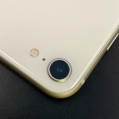 【全額返金保証】【最速発送】Apple iPhone iPhone SE（第3世代） 64GB スターライト au 動作確認済 88%