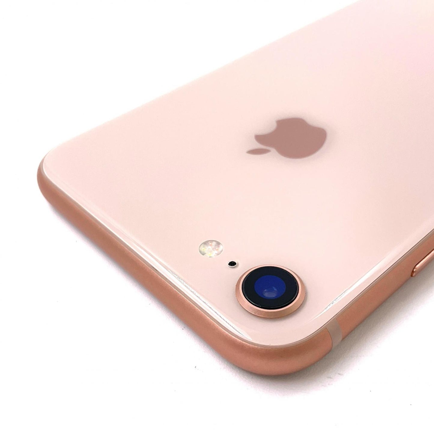 【全額返金保証】【最速発送】Apple iPhone iPhone 8 64GB ゴールド docomo 白ロム 動作確認済 83%