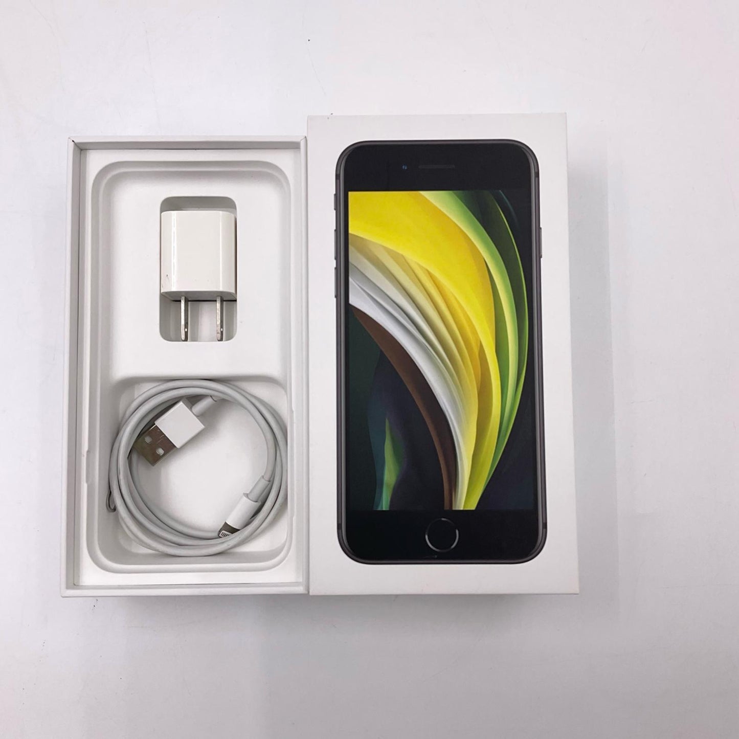【全額返金保証】【最速発送】Apple iPhone iPhone SE（第2世代） 128GB ブラック SIMフリー 白ロム 動作確認済 74%