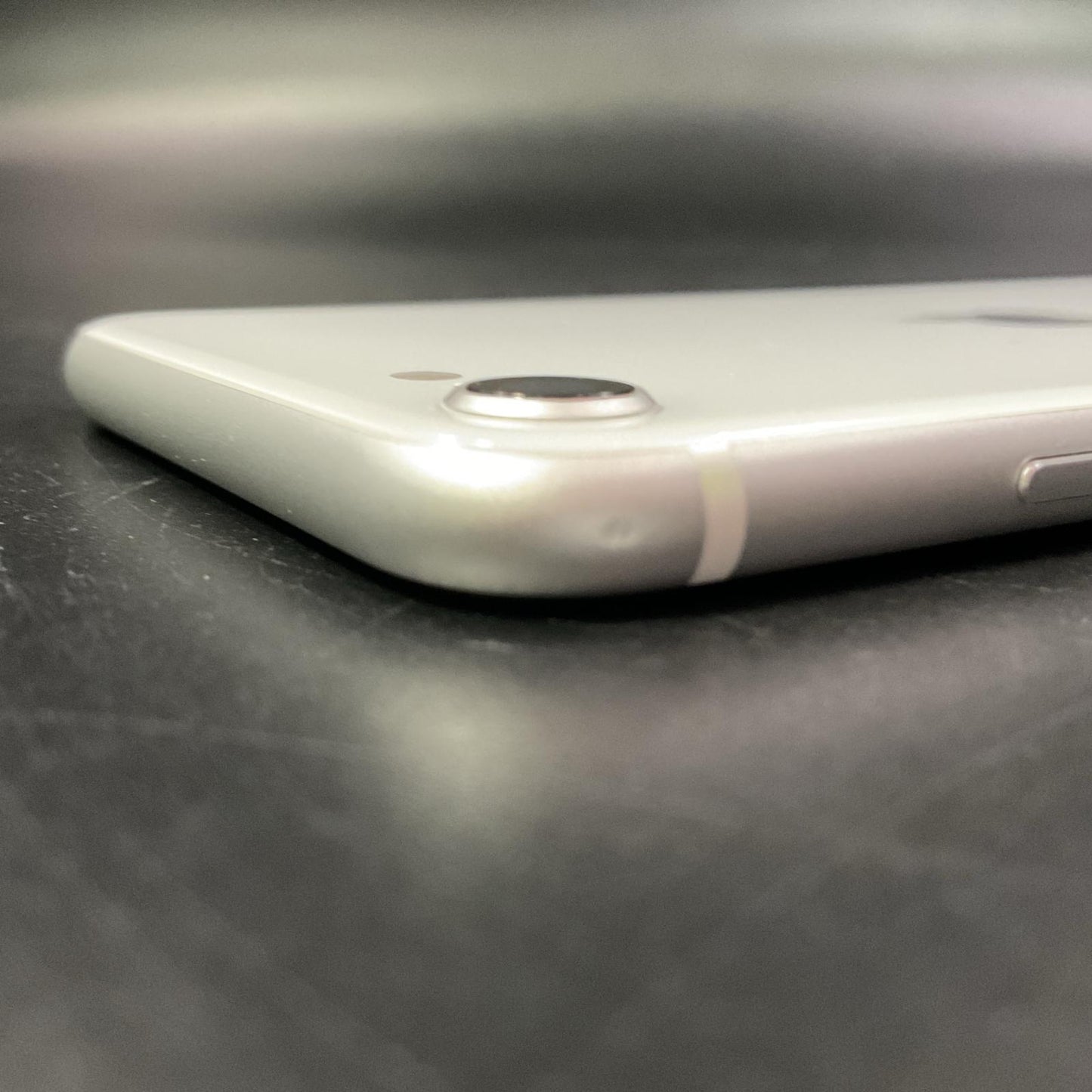 【全額返金保証】【最速発送】Apple iPhone iPhone SE（第2世代） 128GB ホワイト SIMフリー 白ロム 動作確認済 89%