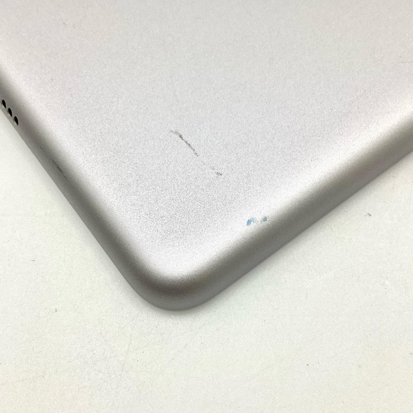 【全額返金保証】【最速発送】Apple iPad iPad 9.7インチ 第6世代 32GB スペースグレイ Wi-Fi 動作確認済