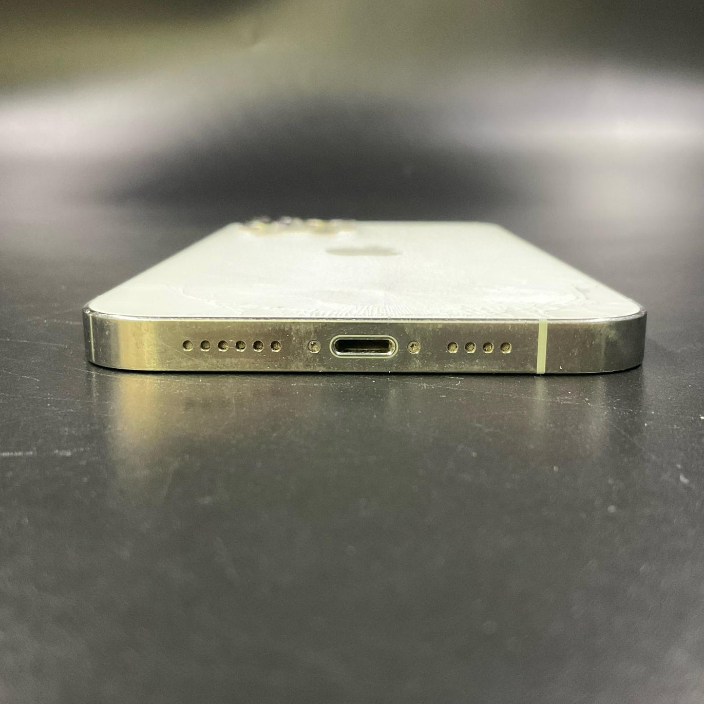 【最速発送】Apple iPhone iPhone 12 Pro Max 128GB シルバー docomo 白ロム【難有】 86%