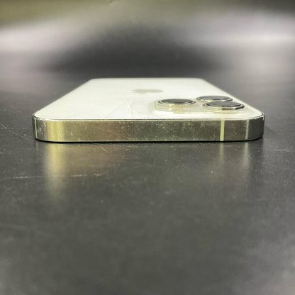 【最速発送】Apple iPhone iPhone 12 Pro Max 128GB シルバー docomo 白ロム【難有】 86%