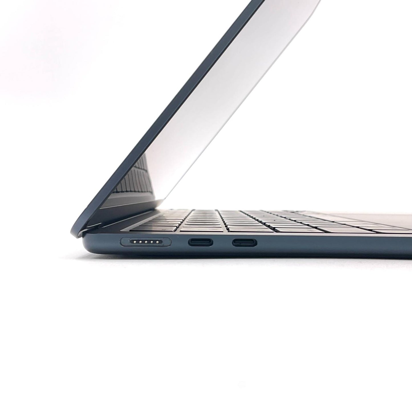 【全額返金保証】【最速発送】Apple MacBook Air 13インチ 2025 Apple M4 16GB SSD 256GB ミッドナイト 100% 美品 動作確認済