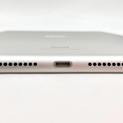 【全額返金保証】【最速発送】Apple iPad iPad 10.2インチ 第9世代 64GB シルバー Wi-Fi 動作確認済