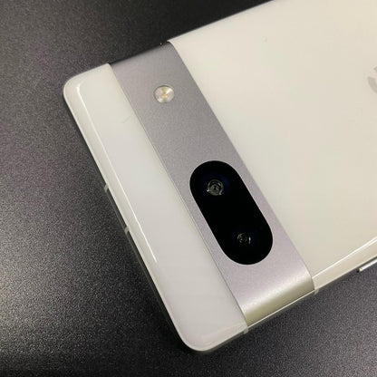 【全額返金保証】【最速発送】Google Pixel 7a 128GB ホワイト docomo SIMフリー Pixel 7a 白ロム 美品 動作確認済