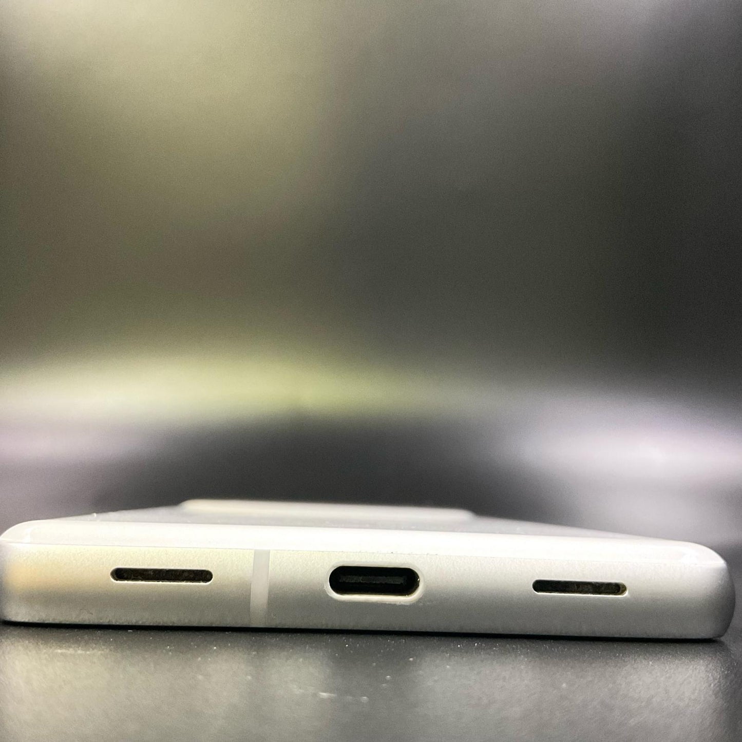 【全額返金保証】【最速発送】Google Pixel 7a 128GB ホワイト docomo SIMフリー Pixel 7a 白ロム 美品 動作確認済