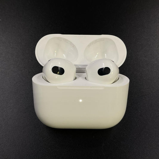 【全額返金保証】【最速発送】Apple AirPods 3 美品 動作確認済