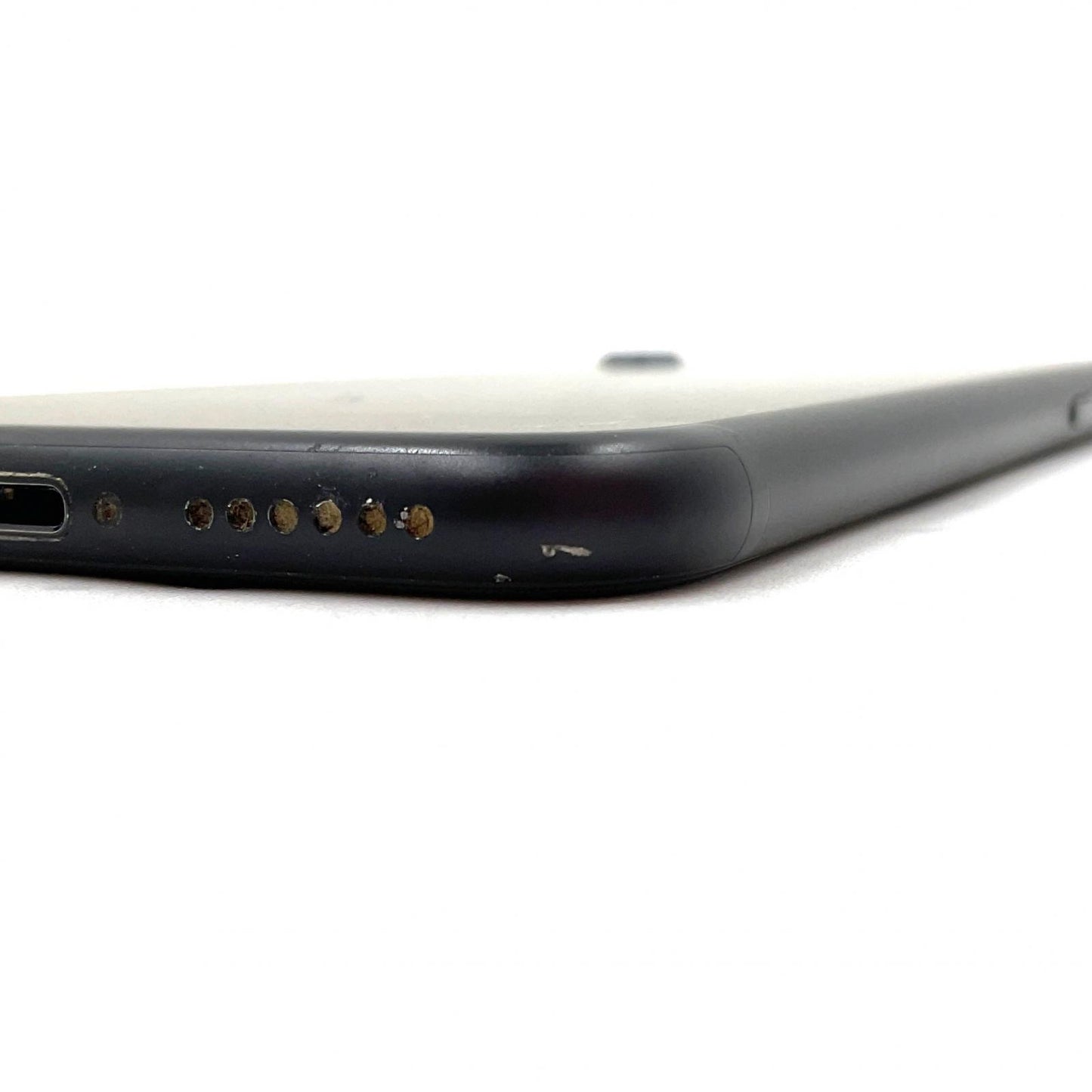 【全額返金保証】【最速発送】Apple iPhone iPhone 7 128GB ブラック au 白ロム 動作確認済 80%