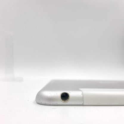 【全額返金保証】【最速発送】Apple iPad mini 7.9インチ 第4世代 16GB シルバー WiFi+Cellular Softbank 白ロム 動作確認済